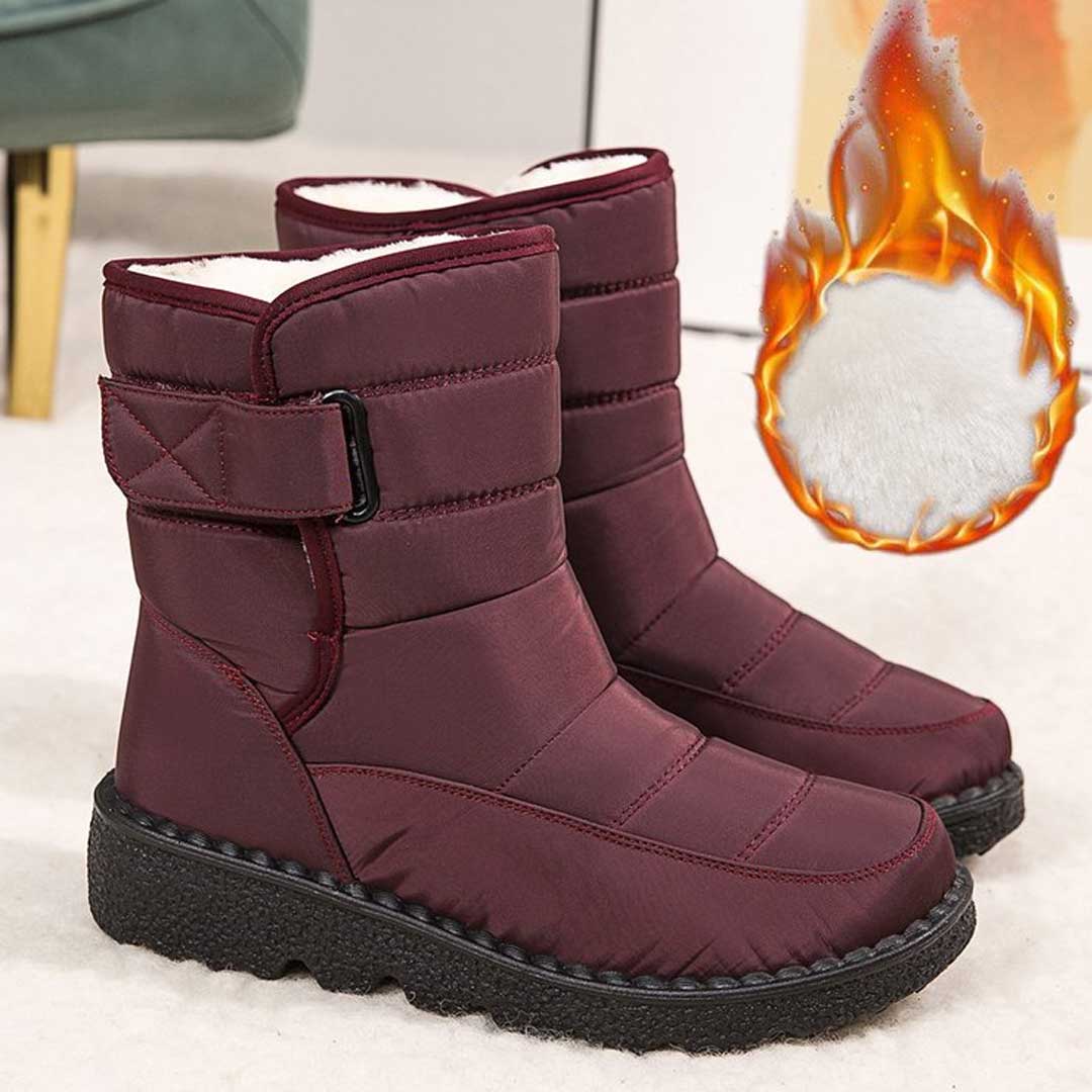 Elegantní a detailní podpůrné letní boty