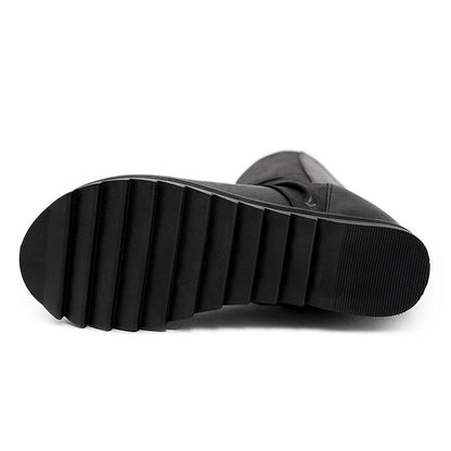 Elegantní a detailní podpůrné letní boty